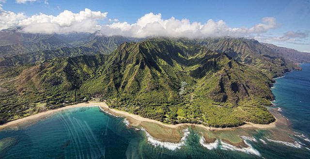 kauai hawaii | best helicopter rides for couples in the US